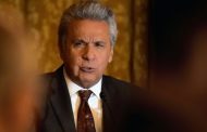 Lenin Moreno pide renuncia a todo el Gabinete Ministerial.