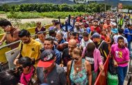 Tres millones de venezolanos refugiados en países vecinos.