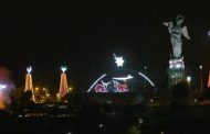Se enciende la Navidad en Quito.