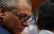 Jorge Glass fue dado de alta y regresa a la cárcel.
