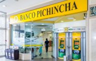 Se investiga robo de agencia bancaria en Manta.