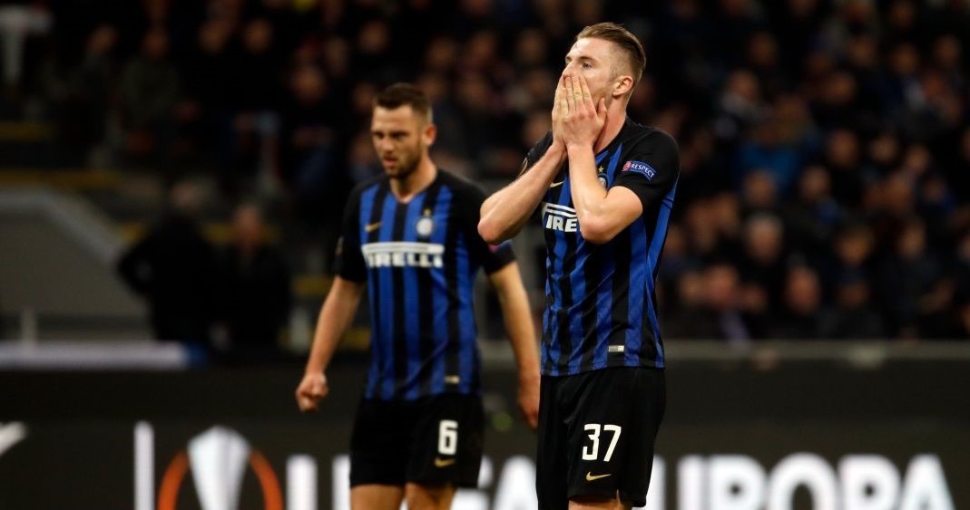EL Inter de Milán es eliminado de la Europa League y agrava su crisis futbolística.