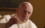 Papa Francisco pide disculpas por equivocación acerca del feminismo