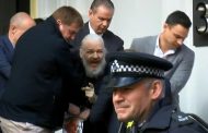 Julian Assange: Caída y polémica