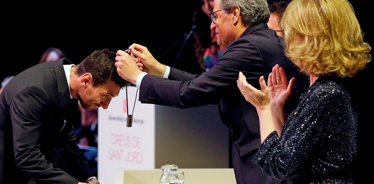 Lionel Messi recibe un nuevo reconocimiento, esta vez de parte de la Comunidad Autónoma de Cataluña.