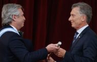 Alberto Fernández asume como presidente de Argentina; Rafael Correa asiste al cambio de mando