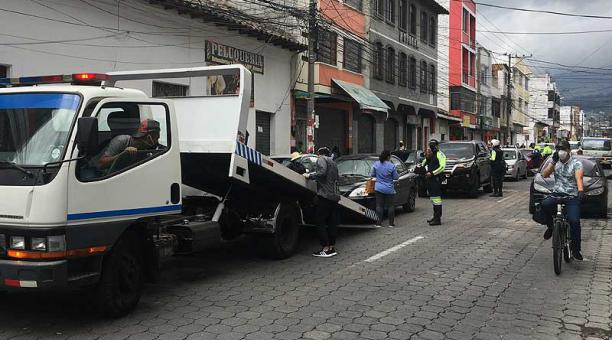 Operativos se intensificaron para el control vehicular y el comercio